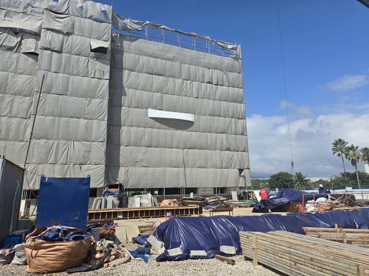 250923 법환동 혜주호텔 신축공사 현장확인.jpg